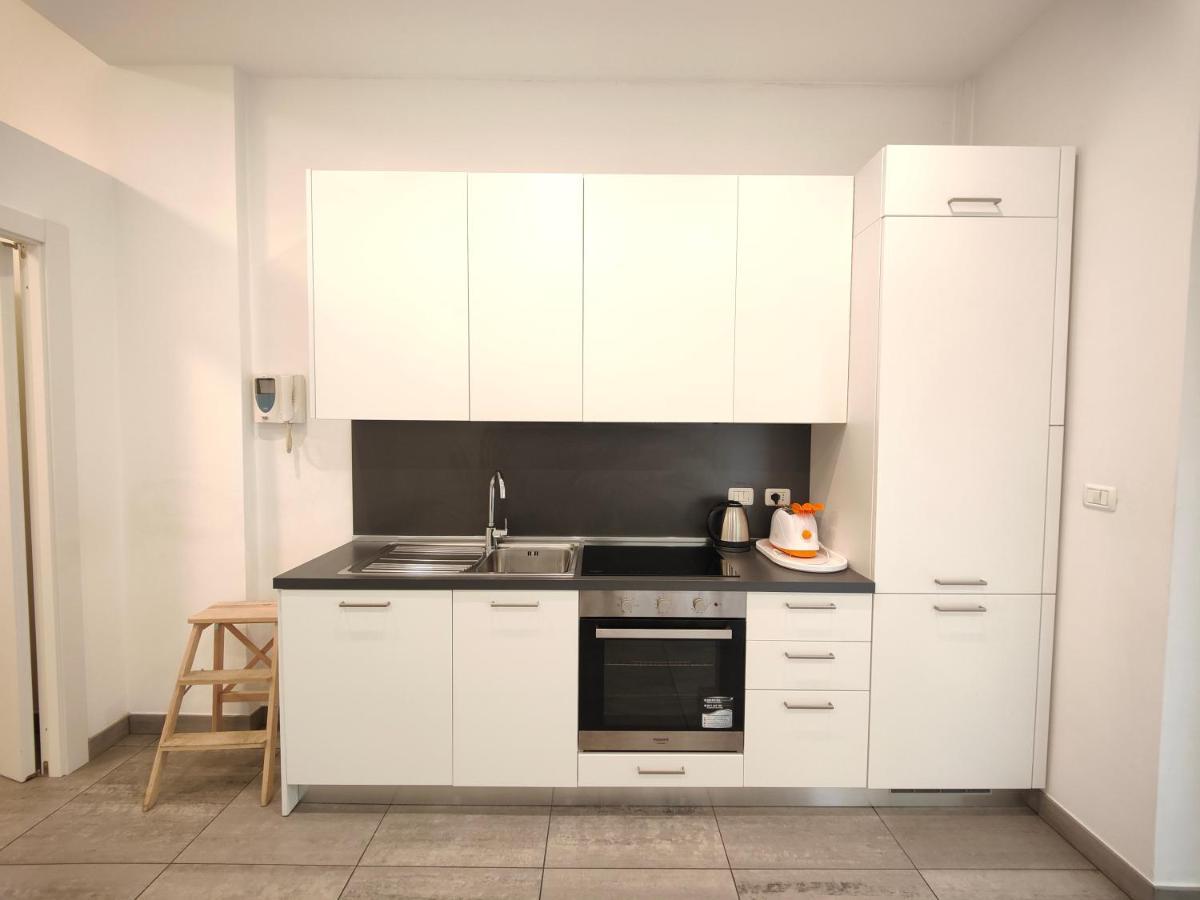 Hostdomus - Terry Suite Турин Экстерьер фото